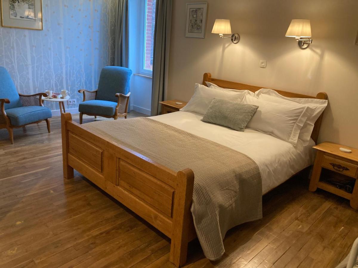 Chambres & Table D'Hotes De La Vieille Ferme Salon-la-Tour Екстериор снимка