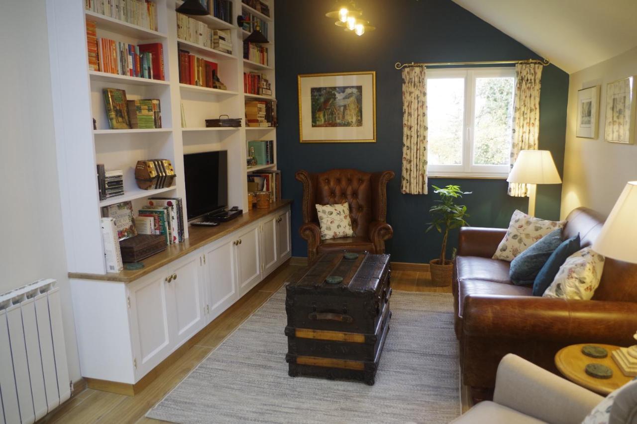 Chambres & Table D'Hotes De La Vieille Ferme Salon-la-Tour Екстериор снимка